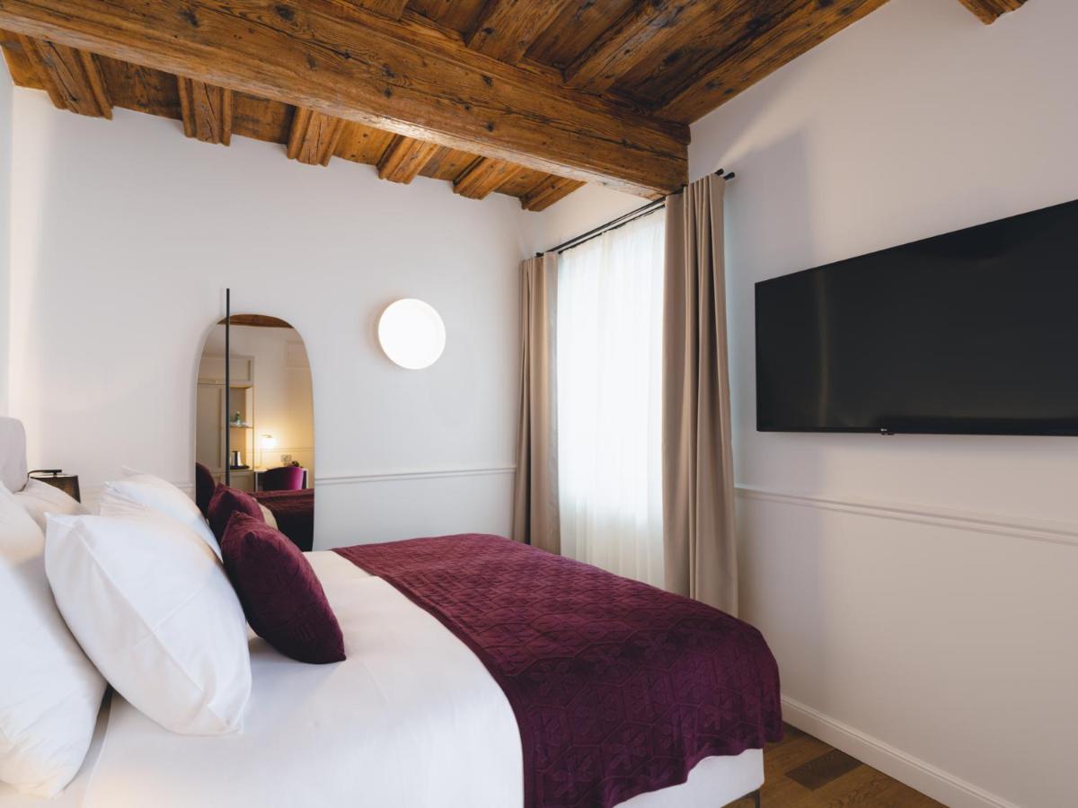 Hotel Heritage Любляна Екстер'єр фото