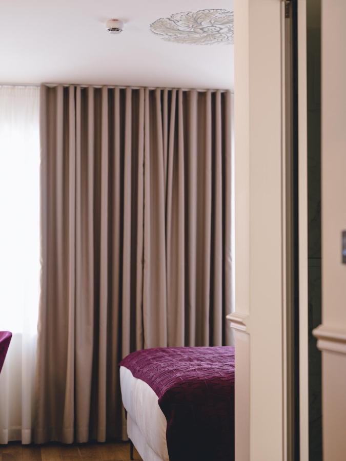 Hotel Heritage Любляна Екстер'єр фото
